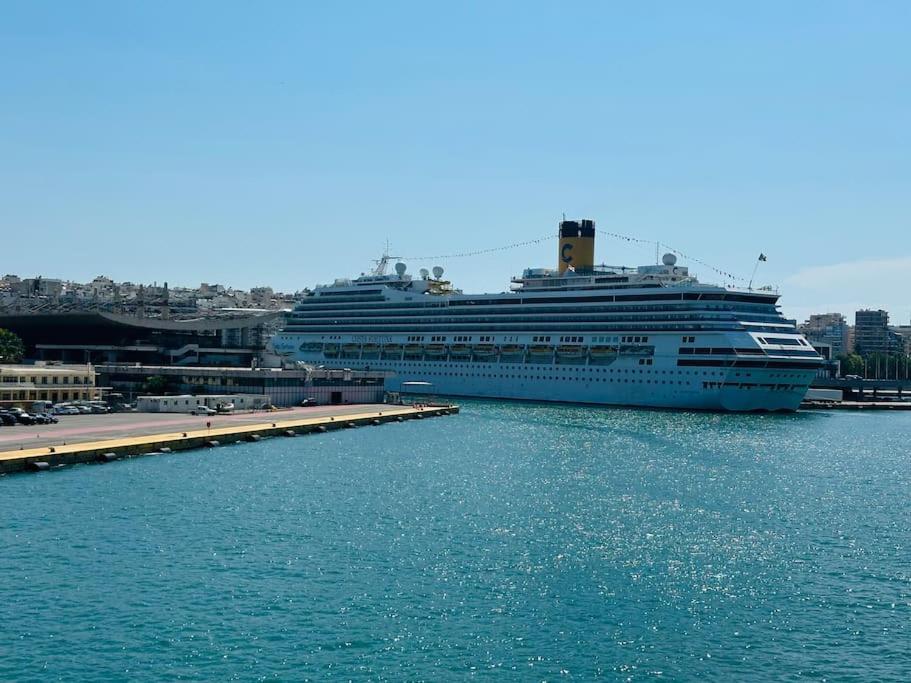 Blue Suite At Piraeus Port Eksteriør bilde